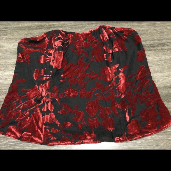 NWT Plus Velvet-Look Corset Red/Black Size 24 - Picture 2 of 6
